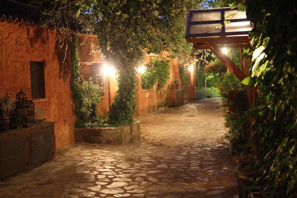 Molinos De Фуэнтеэридос Экстерьер фото